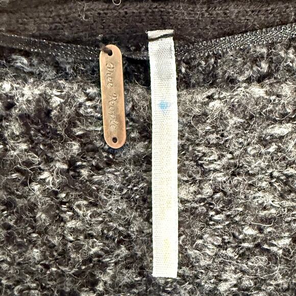 Free People Moira slouchy sweater size small black/gray - Picture 2 of 8